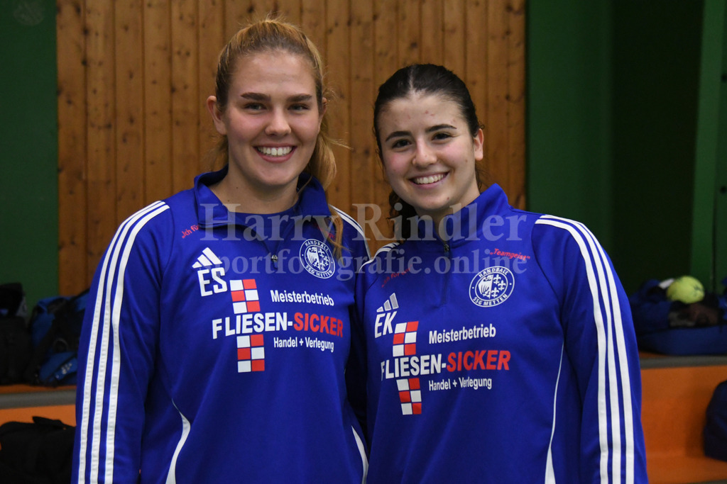 SSG Metten : TSV Indersdorf   | SSG Metten Damen Neuzugänge: (li.)Emily Snebli  (SSG Metten Damen) und Elena Krizanac  (SSG Metten Damen) - Realisiert mit Pictrs.com