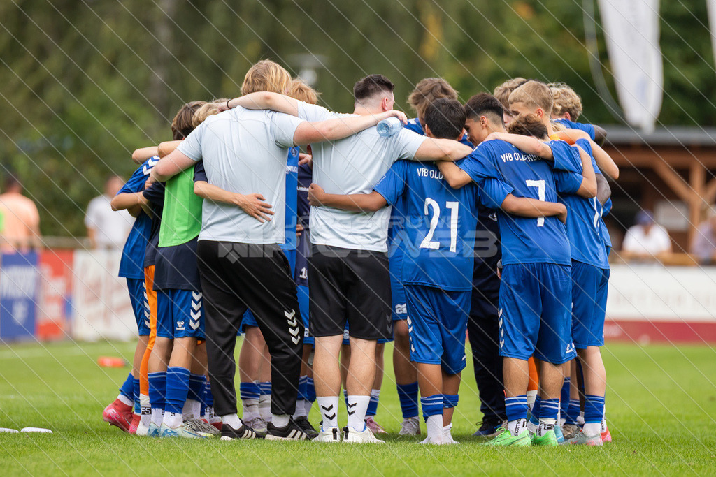 20250920_Picselweb-Fotografie_1R3_2113 | JFV D/A &amp; Stade - VfB Oldenburg0:1 VfB no70:2 VfB no70:3 VfB JFV Eigentor0:4 VfB no70:5 VfB no71:5 JFV no3 Jaric Jimenez-Voss2:5 JFV no9 Janko Sylvester3:5 JFV no16 Damian Elias Mihro Burekovic - Realisiert mit Pictrs.com