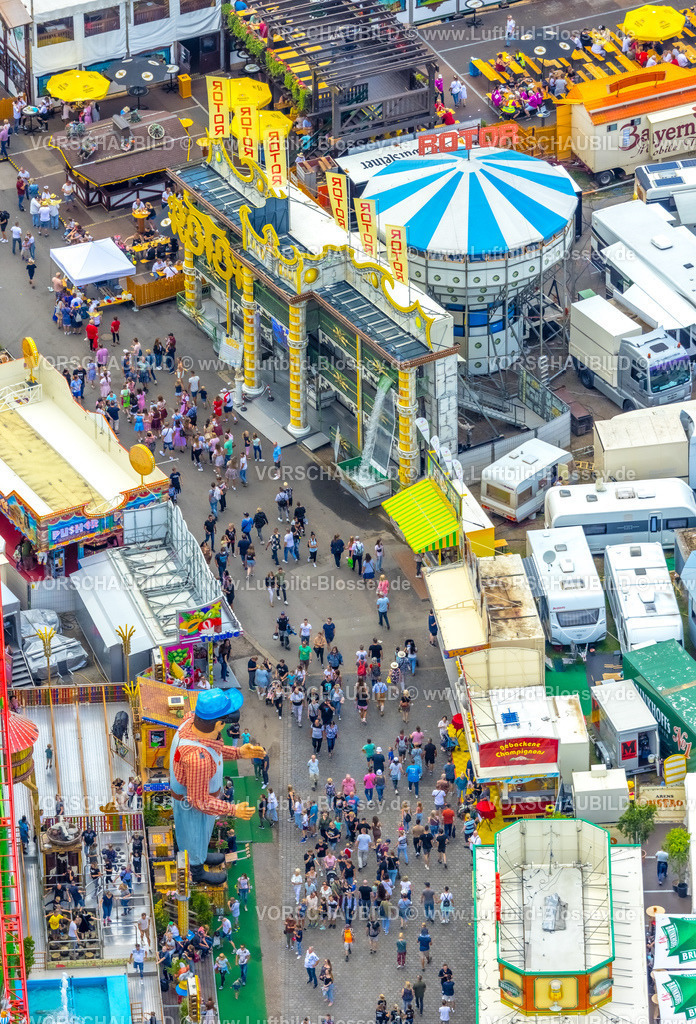 Herne220804091CrangerKirmes |  Luftbild, Cranger Kirmes in Herne-Crange, gut 50 Fahrgeschäfte laden auf das größte Volksfest in NRW ein, Unser Fritz, Herne, Ruhrgebiet, Nordrhein-Westfalen, Deutschland