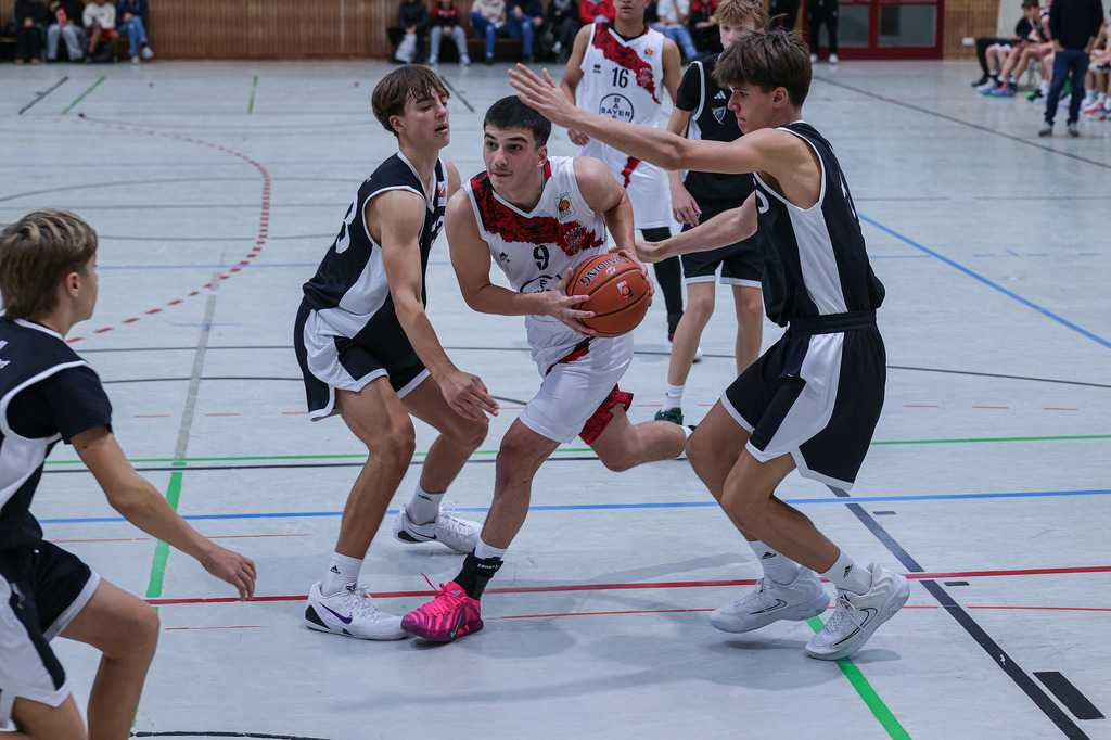 JBBL BAYER GIANTS vs Team BonnKöln RAG-39 | Fotos von Basketballspielen aus dem Raum NRW fotografiert von Gero Mueller-Laschet und Daniel Schaefer - Realisiert mit Pictrs.com