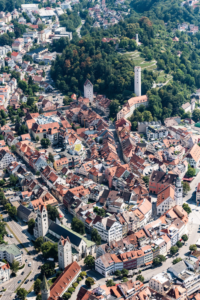 dr__0016015.jpg | RAVENSBURG 03.08.2018 Altstadtbereich und Innenstadtzentrum in Ravensburg im Bundesland Baden-Württemberg, Deutschland. // Old Town area and city center in Ravensburg in the state Baden-Wurttemberg, Germany. Foto: Daniel Reiter