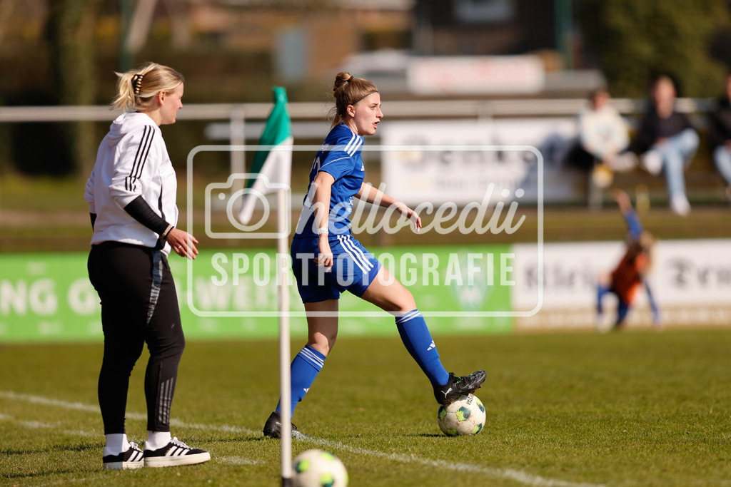 Fußball I Frauen I Saison 2025-2026 I Oberliga Niedersachsen I 17. Spieltag I TuS Lutten - BW Hollage-85 | realhellocedii - Realisiert mit Pictrs.com