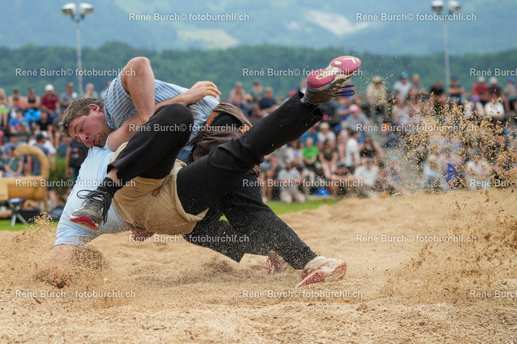 RB_05340 | René Burch leidenschaftlicher Fotograf aus Kerns in Obwalden.  Hier finden sie Sport, Landschaft und Natur Fotografie.
 - Realisiert mit Pictrs.com