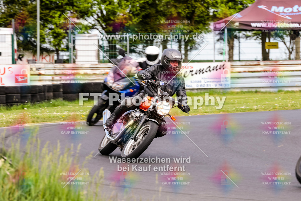 MotoTeamVBK-20783 | Hier findet Ihr Bilder von Touristenfahrten auf der Nürburgring Nordschleife oder von anderen Veranstaltungen die ich besucht habe. Viel Spass beim Durch Schauen 