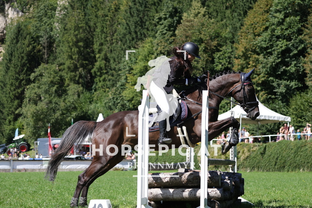 0P6A6816 | Willkommen bei Brunnmayr - Design & Fotografie – Ihrem Spezialisten für Reitturniere und Pferdeveranstaltungen in Oberösterreich, Salzburg und Bayern! Seit über 17 Jahren sind wir leidenschaftlich dabei.