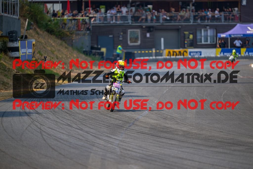 MaZZes-Fotomatrix-20260816-618568 | ROOKIES