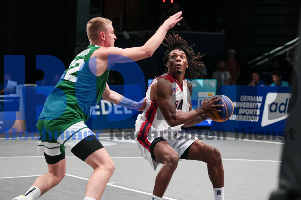 SES_RRG3x320250720-267 | bond - Realisiert mit Pictrs.com