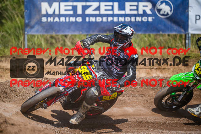 MaZZes_FotoMatrix_220619_1964 | S2