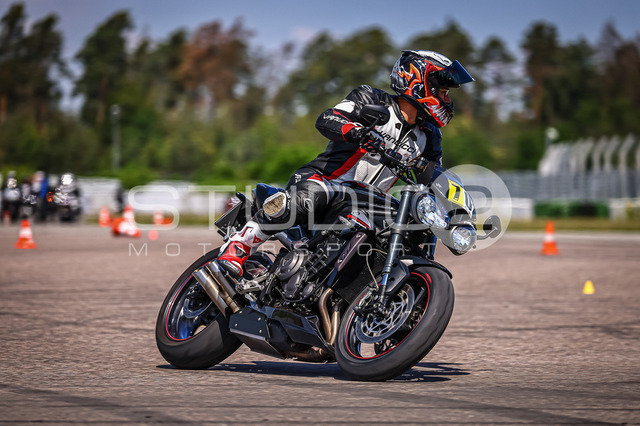 0070-240609_HR-001_70 | Deine Full-Service-Agentur für ✔️Videoproduktionen und ✔️Motorsportfotografie Jetzt Angebot anfragen!