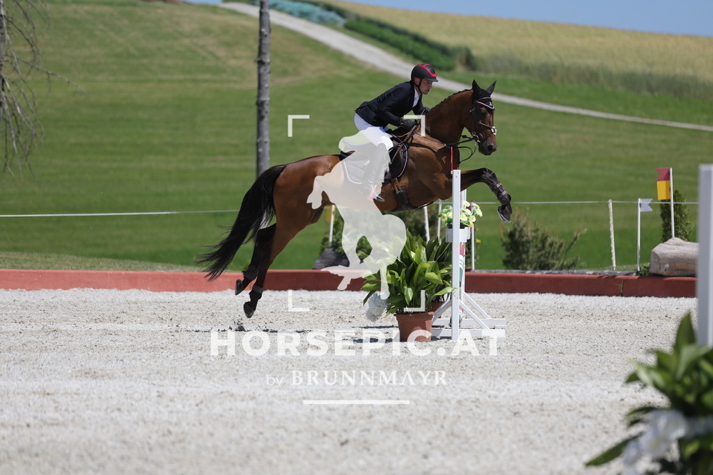 0P6A9744 | Willkommen bei Brunnmayr - Design & Fotografie – Ihrem Spezialisten für Reitturniere und Pferdeveranstaltungen in Oberösterreich, Salzburg und Bayern! Seit über 17 Jahren sind wir leidenschaftlich dabei.