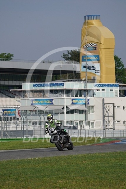 2022_05_10_PBK_31008 | Sportfotografie; SlowMotion; Video; Rennstrecke; Hafeneger; Speer; Racing; RSE; BMW; CBO; Trackday; Motorsportarena; Hockenheimring; Brno; Most; Barcelona; Valencia