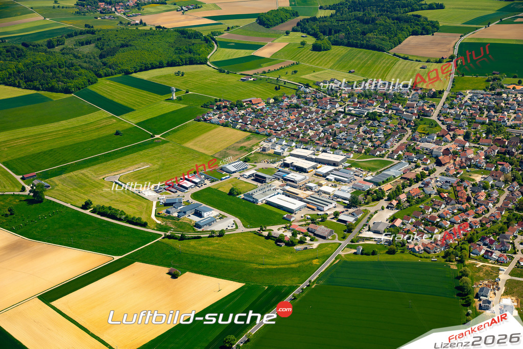 Luftaufnahme von  Schechingen - Die Luftaufnahme wurde 2025 vom UL-Flugzeug heraus erstellt ( keine Drohne ) - Hochauflösende Luftaufnahme - für professionelle Ausdrucke geeignet. Die Geschenkidee !Mit Lizenz und Bildrechte bestellbar