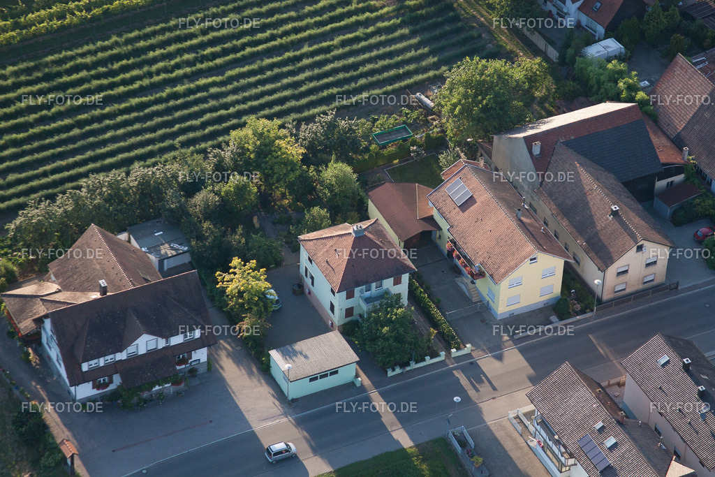 Ortsansicht | Luftbild: Ortsansicht im Ortsteil Urloffen in Appenweier im Bundesland Baden-Württemberg in Deutschland. Foto: IMG_59291.jpg vom 15.08.2013 durch Werner Riehm/FLY-FOTO.de - Realisiert mit Pictrs.com
