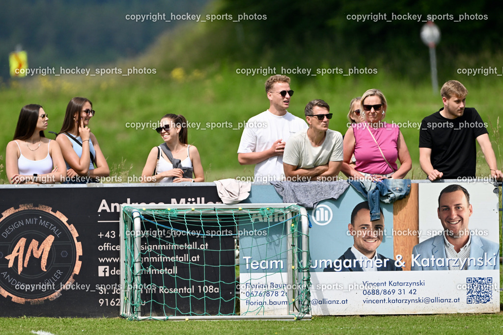 ATUS Velden vs. VST Völkermarkt | Besucher Sportplatz St. Egyden, ATUS Velden vs. VST Völkermarkt, ATUS Velden vs. VST Völkermarkt am 30.05.2024 in St. Egyden (Sportpark St. Egyden), Austria, (Photo by Bernd Stefan)