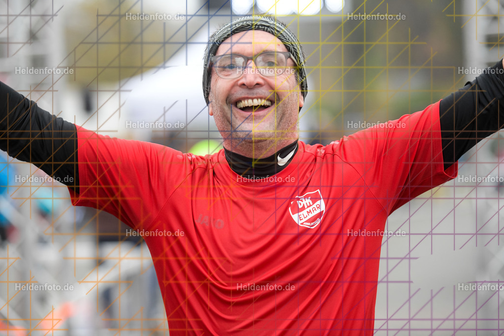 Neusser Erftlauf 2025  | 15km Neusser Erftlauf 2025 Foto: Heldenfoto.de