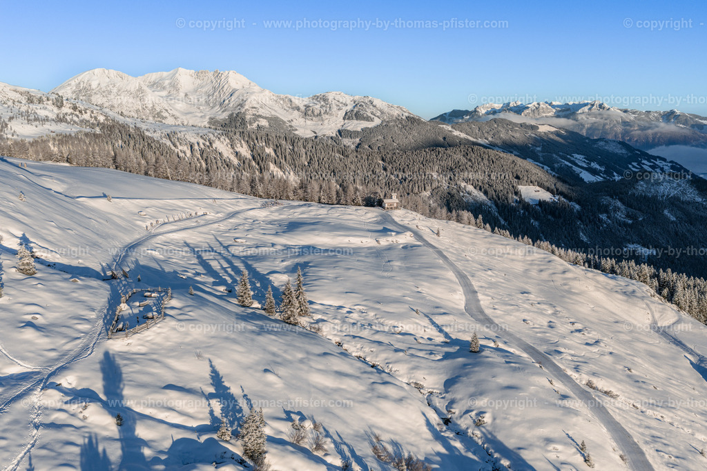  Winterwandern Hochzillertal copyright  Thomas Pfister-17 | PHOTOGRAPHY BY THOMAS PFISTER