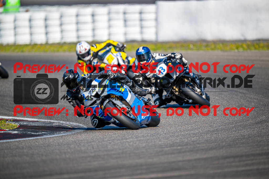 MaZZes_FotoMatrix_240901_6007705_5122 | SBK