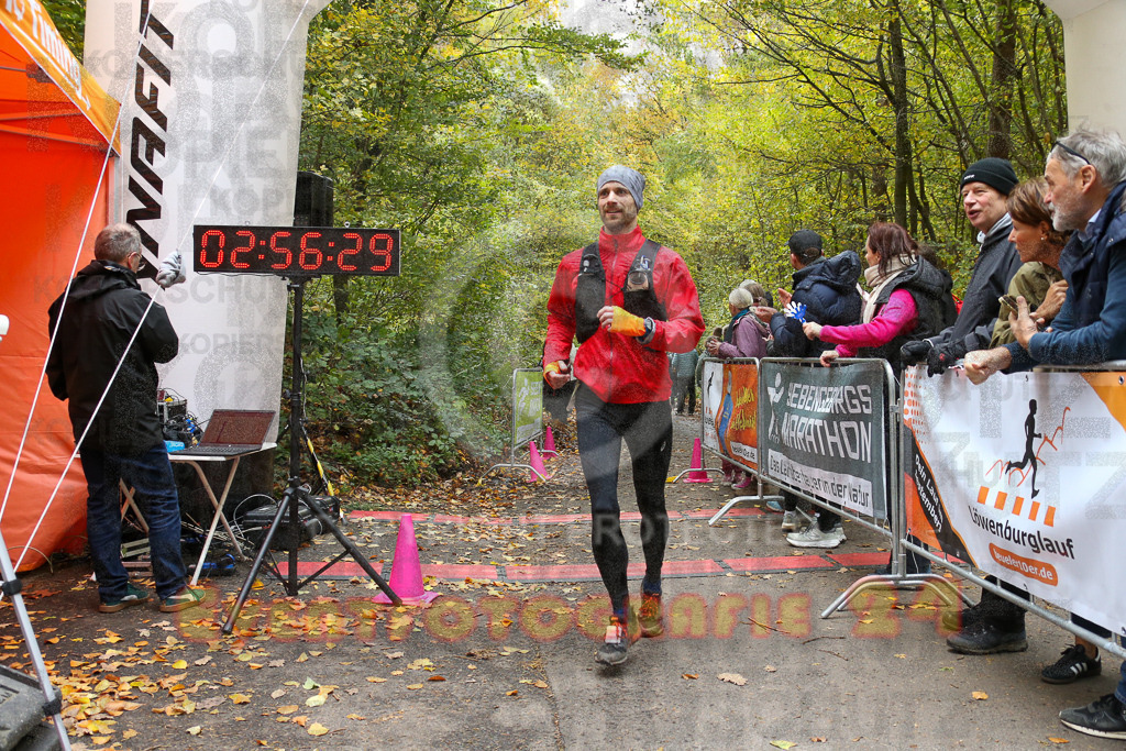 251026_1258_EX1_2051 | Sportfotografie im Rhein-Sieg Kreis, Köln, Bonn, NRW, Rheinland Pfalz, Hessen, etc. Unser Tätigkeitsfeld umfasst den Laufsport vom Volkslauf über den Marathon, Duathlon, Triathon bis zum Ultralauf wie Kölnpfad Ultra oder Schindertrail.