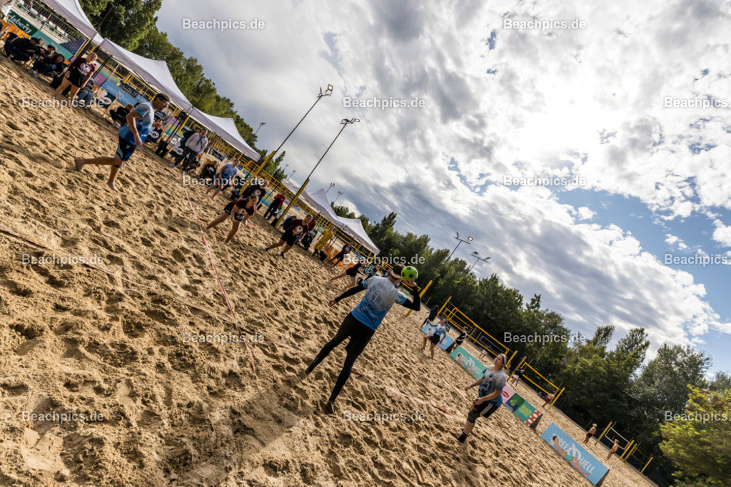 2025-200081103-Strandvölkerball-WM_1 |  23.08.2025; Berlin Foto: Gerold Rebsch - www.beachpics.de