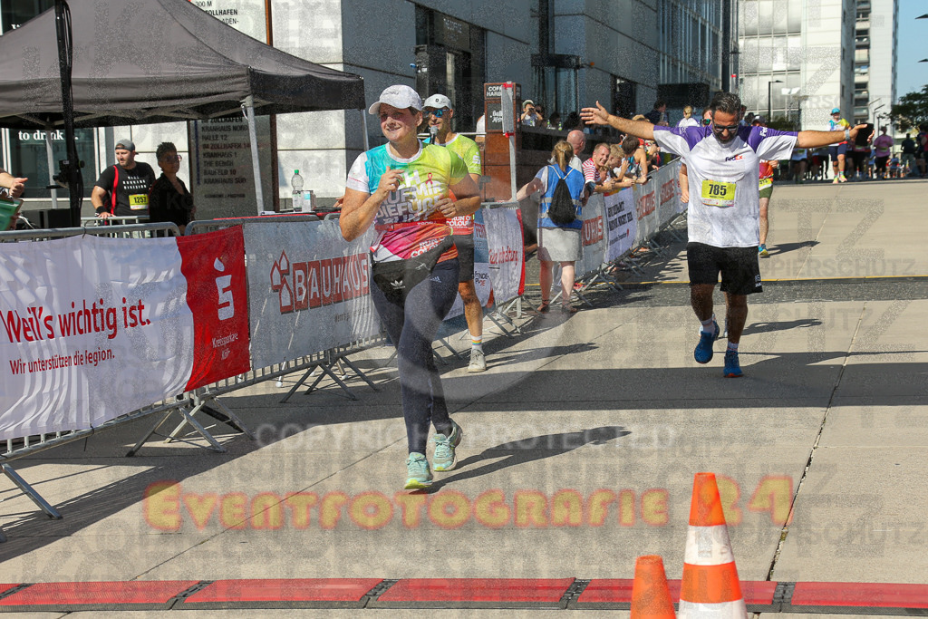 240921_1331_EX1_1944 | Sportfotografie im Rhein-Sieg Kreis, Köln, Bonn, NRW, Rheinland Pfalz, Hessen, etc. Unser Tätigkeitsfeld umfasst den Laufsport vom Volkslauf über den Marathon, Duathlon, Triathon bis zum Ultralauf wie Kölnpfad Ultra oder Schindertrail.