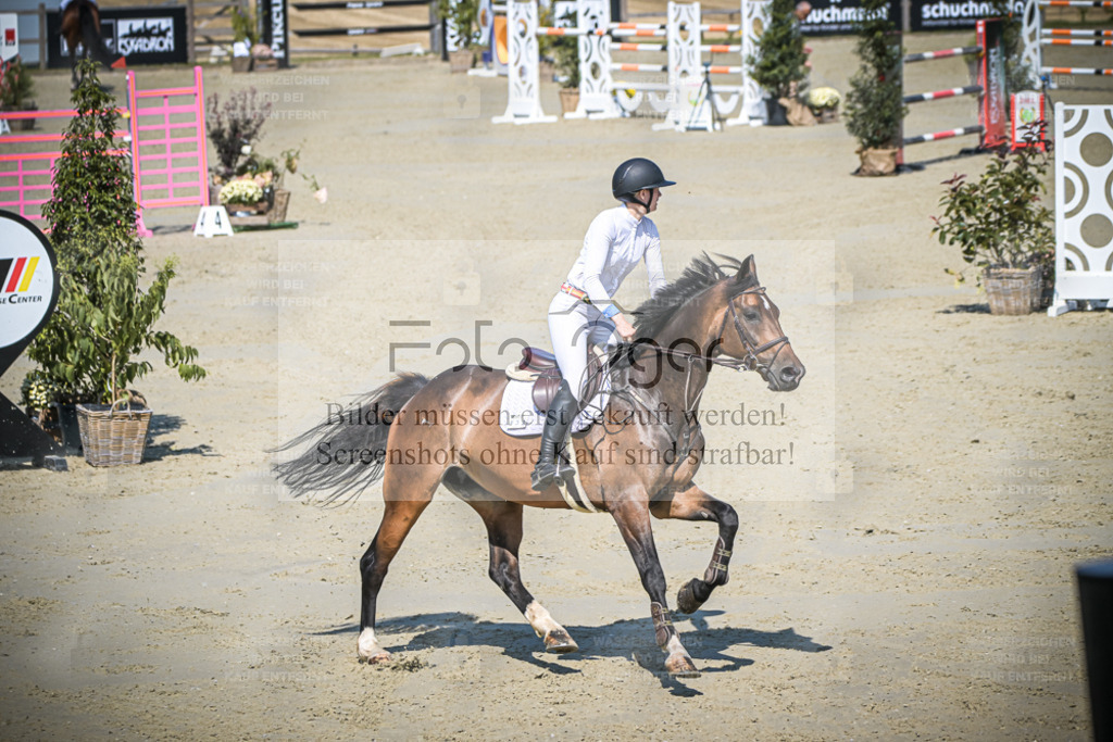 DOS_0706 | Entdecke hochwertige Reitturnierfotos von Foto Oger. Professionell, emotional und authentisch – jetzt Lieblingsmomente im Shop bestellen. - Realisiert mit Pictrs.com
