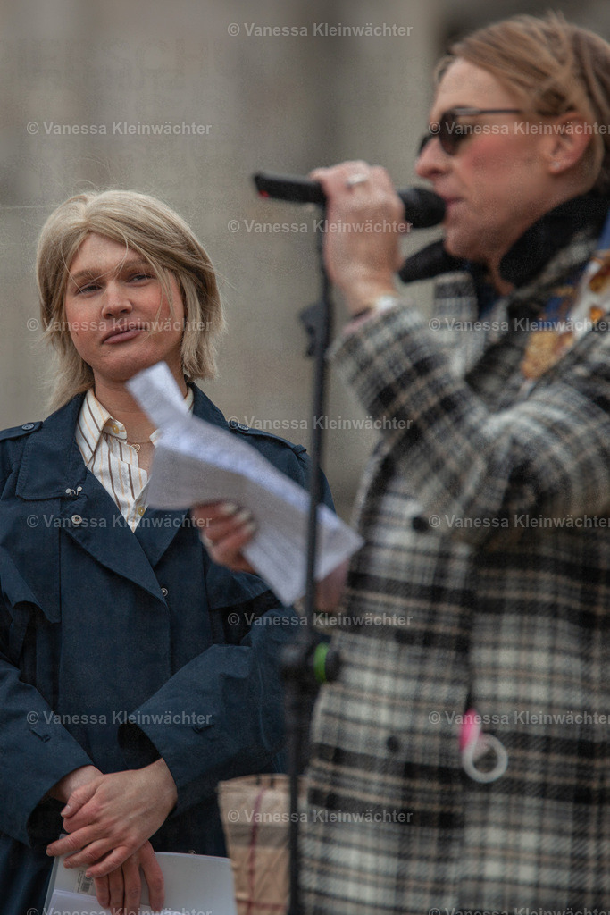  Trans Day Of Visibility Kundgebung 2022 in Berlin | Vanessa Kleinwächter - Realisiert mit Pictrs.com