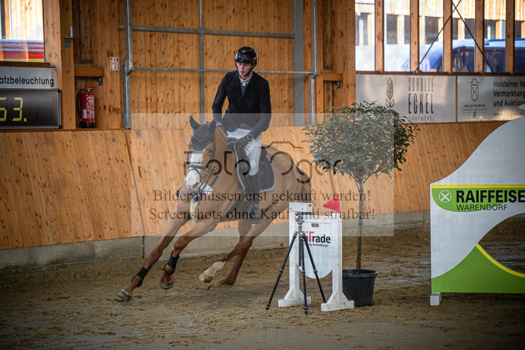 DOS_0586 | Entdecke hochwertige Reitturnierfotos von Foto Oger. Professionell, emotional und authentisch – jetzt Lieblingsmomente im Shop bestellen.Deutschlandweite Turnierfotografie. - Realisiert mit Pictrs.com