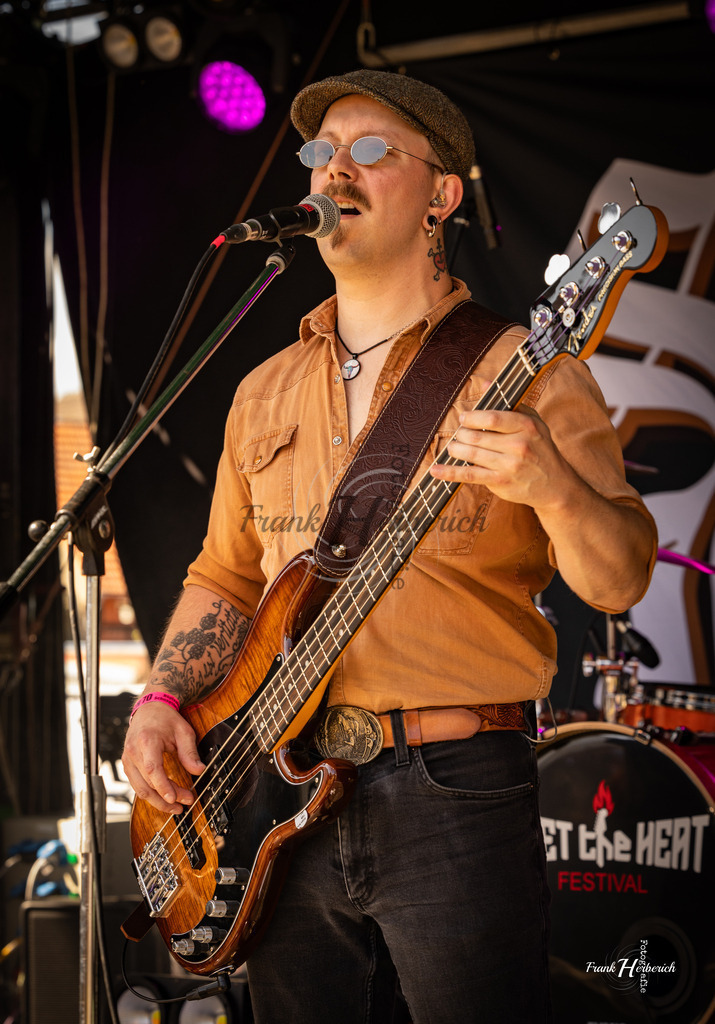 Suitable Bastards /Meet the Heat Festival 2026 | Frank Herberich Fotografie, Frank Herberich, Fotografie, Hochzeit, Portrait, St. Peter Ording, Ording, Westerhever, Nordsee, Frank Fotografie, Hardheim,  Odenwald,Walldürn, Band,Eventfotografie - Realisiert mit Pictrs.com