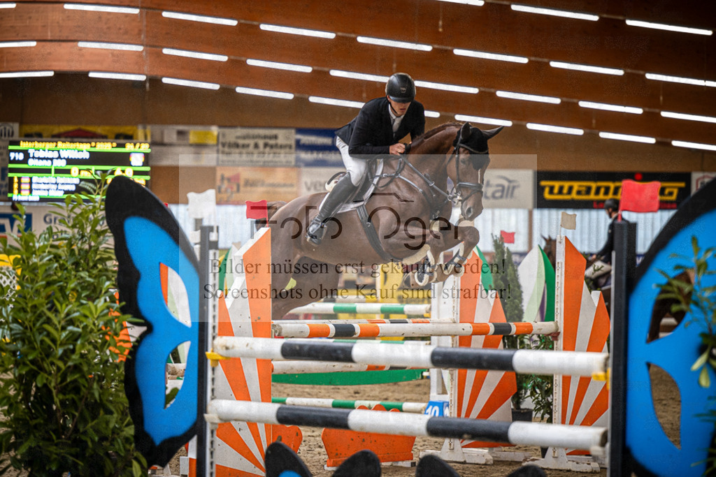 DOS_1613 | Entdecke hochwertige Reitturnierfotos von Foto Oger. Professionell, emotional und authentisch – jetzt Lieblingsmomente im Shop bestellen.Deutschlandweite Turnierfotografie. - Realisiert mit Pictrs.com
