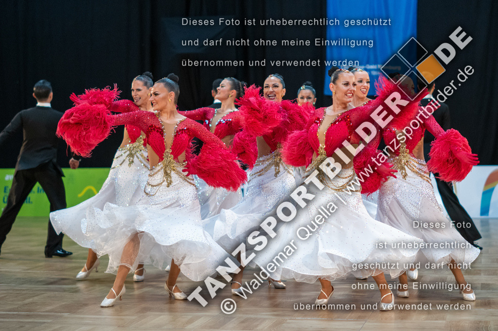 20250118-11498 | Hier finden Sie Tanz Bilder vom Latein und Standard Formationen tanzen. Sportbilder vom Tanzsport. Schöne Fotos und von Weltmeisterschaft, Europameisterschaft, Bundesliga, Regionalliga, Oberliga und Landesliga sowie von GOC Stuttgart, DanceComp, WM Bremen