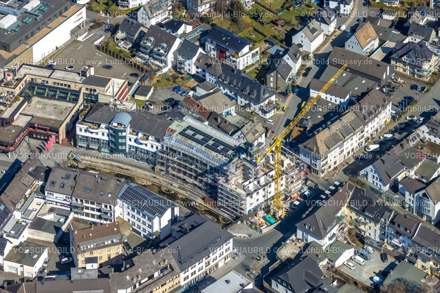 Meschede250304976 | Luftbild, Baustelle mit Baukran am Winziger Platz Ecke Zeughausstraße, Meschede-Stadt, Meschede, Sauerland, Nordrhein-Westfalen, Deutschland