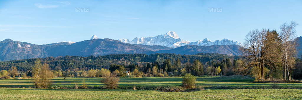 Halt-Panorama-Mangart_192023-Pano | Fatzi Bilder-Archiv! 
Die Bilder sind für private Nutzung lizenzfrei. Die kommerzielle Nutzung ist möglich und erwünscht, jedoch bitte ich um vorherige Kontaktaufnahme per E-Mail (info@fatzi.at) oder unter +43 650 7828269 - Realisiert mit Pictrs.com