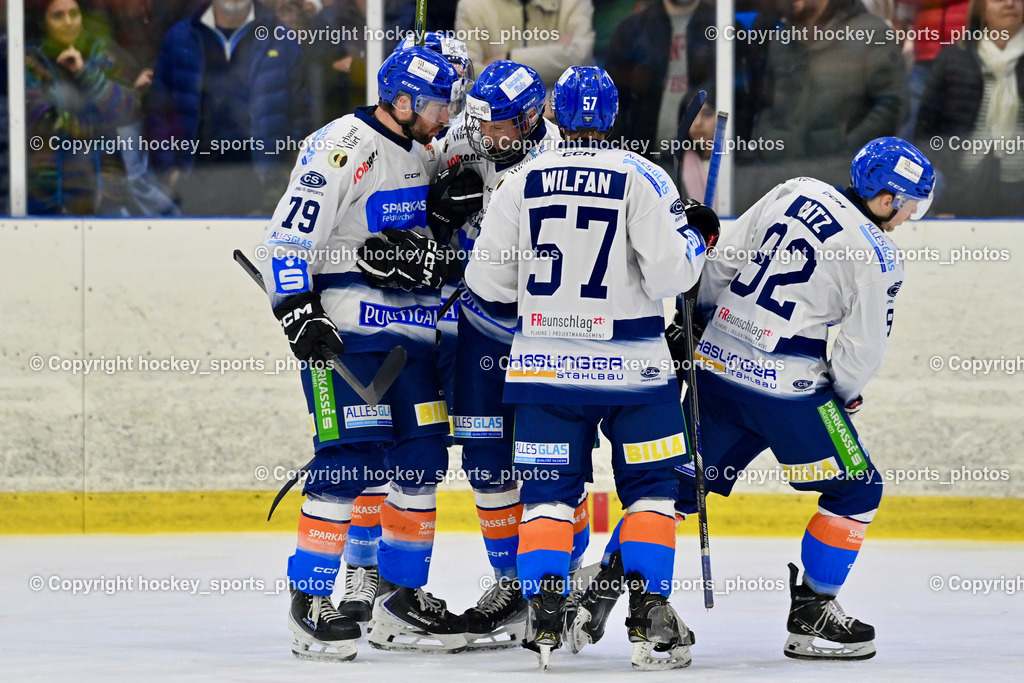 1. EHC Althofen vs. ESC Sparkasse Steindorf  | #79 Petrik Benjamin ESC Steindorf, #81 Cimzar Tadej ESC Steindorf, Jubel ESC Steindorf, #57 Wilfan Franz ESC Steindorf, #92 Ratz Patrick ESC Steindorf, 1. EHC Althofen vs. ESC Sparkasse Steindorf , 1. EHC Althofen vs. ESC Sparkasse Steindorf  am 08.03.2026 in Althofen (Stadthalle Althofen), Austria, (Photo by Bernd Stefan)