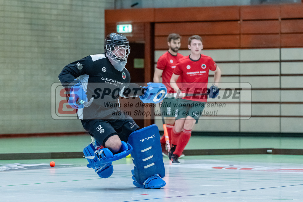 HK_20231217_107501 | 1. Bundesliga Herren Crefelder HC - Düsseldorfer HC  am 17.12.2023 Sporthalle Glockenspitz, Krefeld , Lasse Kille Torwart ( Crefelder HTC #32 )