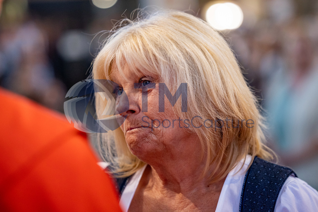 Trainproduction-20240519-1 | Firmung Klagenfurt-Dom 19.05.2024 10:30 Uhr