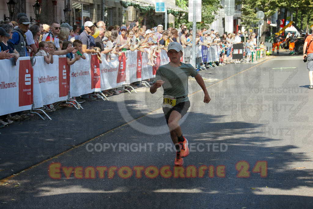 250621_1042_EX1_2156 | Sportfotografie im Rhein-Sieg Kreis, Köln, Bonn, NRW, Rheinland Pfalz, Hessen, etc. Unser Tätigkeitsfeld umfasst den Laufsport vom Volkslauf über den Marathon, Duathlon, Triathon bis zum Ultralauf wie Kölnpfad Ultra oder Schindertrail.