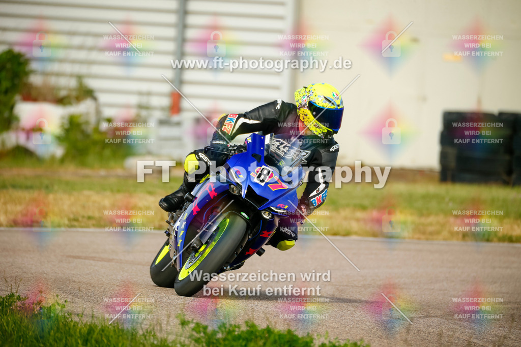 _MOT0256 | Hier findet Ihr Bilder von Touristenfahrten auf der Nürburgring Nordschleife oder von anderen Veranstaltungen die ich besucht habe. Viel Spass beim Durch Schauen 