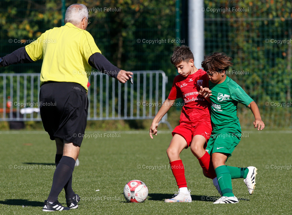 A_LUI_200925_017 | ASKOE OEDT (ROT) UND SC HOERSCHING (GRUEN) U12