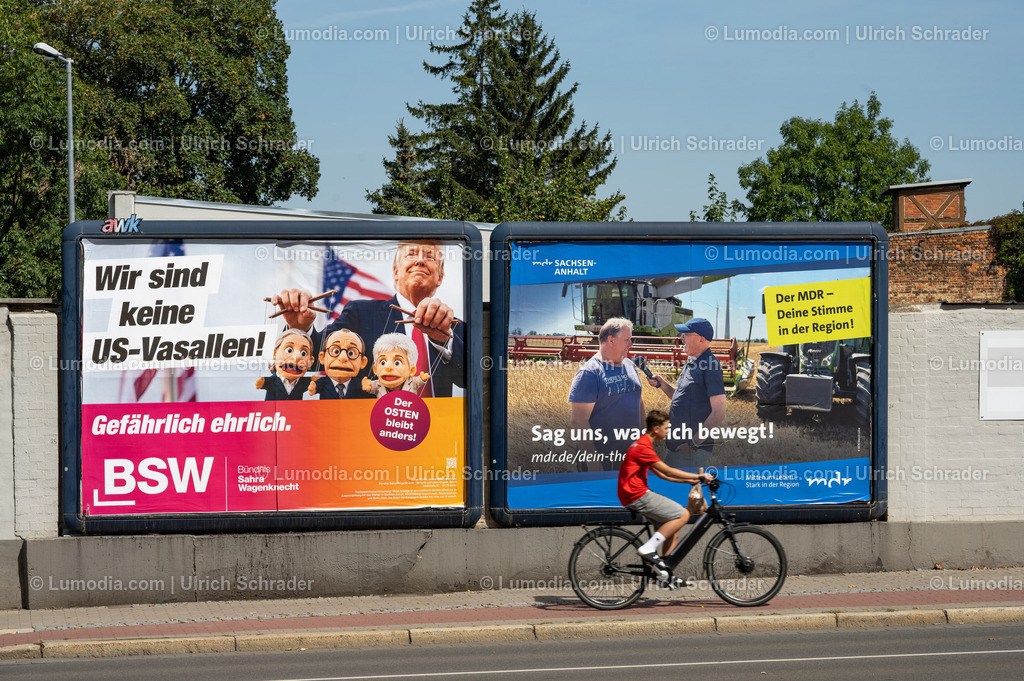 10049-14218 - Wahlplakate in Halberstadt | Stockfoto und Bilderpool mit Bildmaterial aus Deutschland, dem Harz, Halberstadt, Quedlinburg, Wernigerode und weltweit. Qualitativ hochwertige und professionelle Fotos anschauen und kaufen. - Realisiert mit Pictrs.com