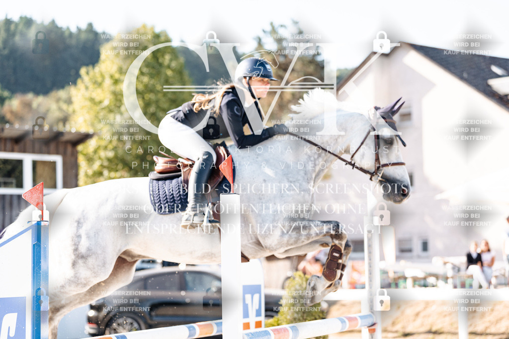 CK904440 | Turnierfotografie Pferdefotografie Trier Rheinland-Pfalz Pferdesport Reitsport Tierfotografie Sportfotografie Pferdevideo Pferdevideografie Equestrianvideography equestrianphotography  - Realisiert mit Pictrs.com