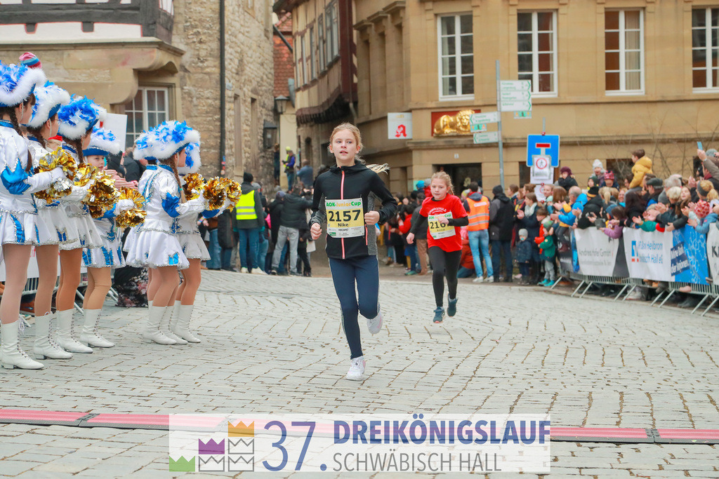 AOK JuniorCup 400m | 3Koenigslauf 2023 - Realisiert mit Pictrs.com