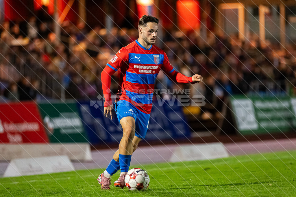 20250927_Picselweb-Fotografie_1R3_1494A | SV DrochtersenAssel - Bremer SV, 2:1 - Realisiert mit Pictrs.com