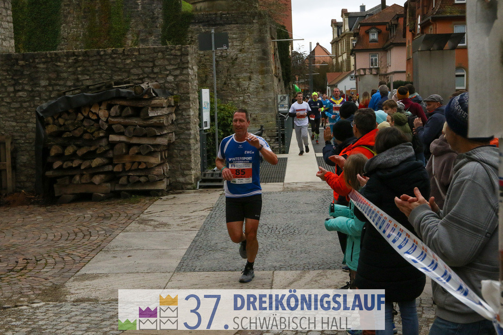 VR Bank Hauptlauf 10000m | 3 Koenigslauf 2023 - Realisiert mit Pictrs.com