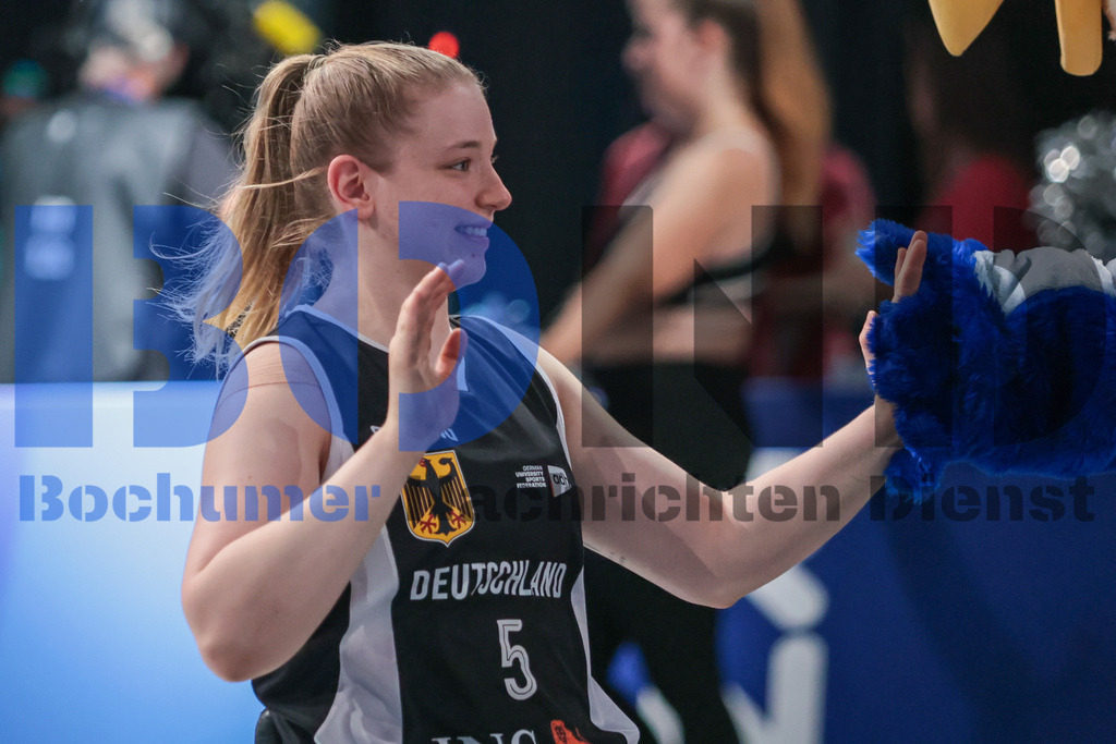 SES_RRG3x320250720-130 | bond - Realisiert mit Pictrs.com