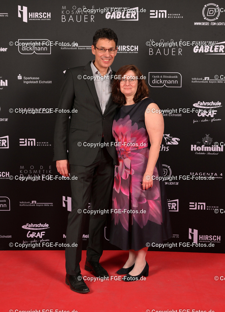 20240113-fge-fotos-0136 | Eröffnungsball der FGE am 13.01.2024 im Alten Stadttheater in Eichstätt. - Realisiert mit Pictrs.com