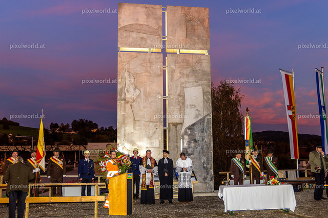 Einweihung Mileniumskreuz und 10. Oktoberfeier | Bildershop von pixelworld.at - Realisiert mit Pictrs.com