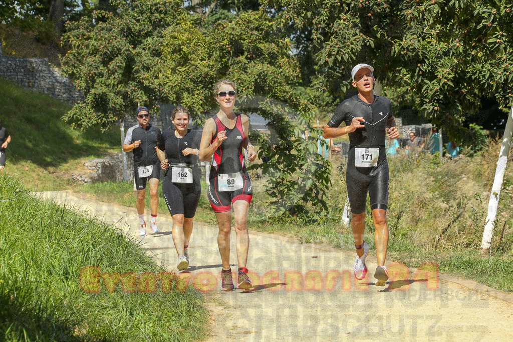 250824_1234_EX1_9811 | Sportfotografie im Rhein-Sieg Kreis, Köln, Bonn, NRW, Rheinland Pfalz, Hessen, etc. Unser Tätigkeitsfeld umfasst den Laufsport vom Volkslauf über den Marathon, Duathlon, Triathon bis zum Ultralauf wie Kölnpfad Ultra oder Schindertrail.