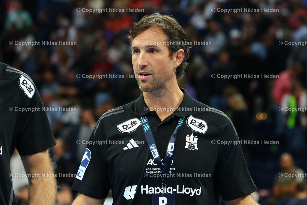 NH_Handball Sport Verein Hamburg_THWKiel_HandballBundesliga_110102024 | Torsten Jansen (Trainer, Handball Sport Verein Hamburg)Handball I Herren I Bundesliga (Daikin HBL) I Saison 2024-2025 I 6. Spieltag I HSV Hamburg - THW Kiel I 11.10.2024 I Barclays Arena