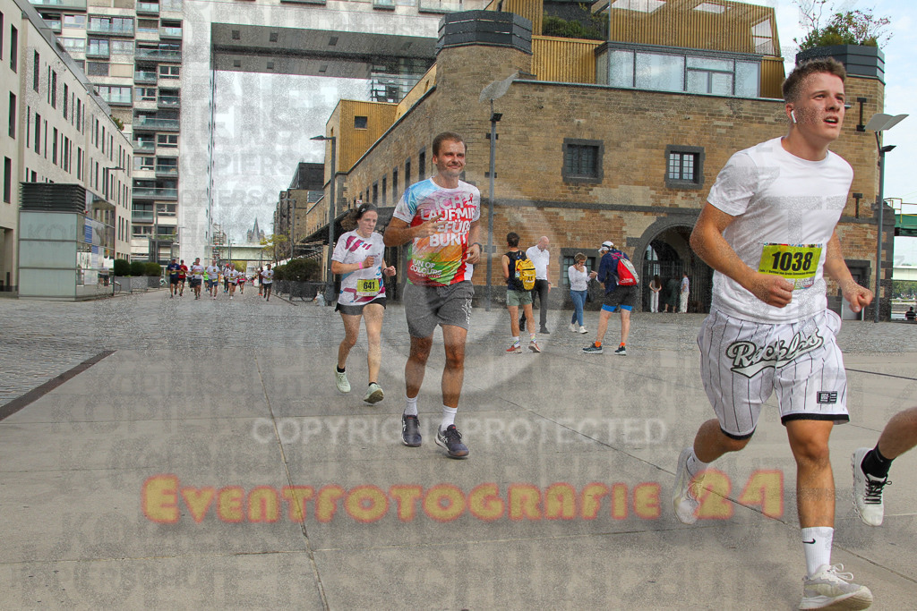 250920_1325_EV4_5500 | Sportfotografie im Rhein-Sieg Kreis, Köln, Bonn, NRW, Rheinland Pfalz, Hessen, etc. Unser Tätigkeitsfeld umfasst den Laufsport vom Volkslauf über den Marathon, Duathlon, Triathon bis zum Ultralauf wie Kölnpfad Ultra oder Schindertrail.