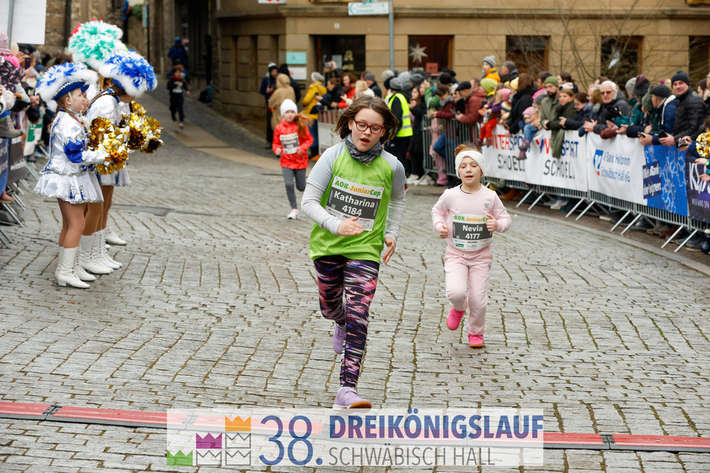 400m AOK Junior Cup | 3 Koenigslauf 2024 400m AOK Junior Cup - Realisiert mit Pictrs.com